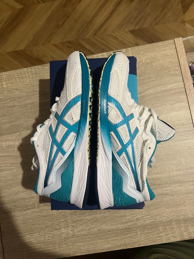 ASICS TARTHEREDGE ホワイト/ラグーン 23.5 cm
