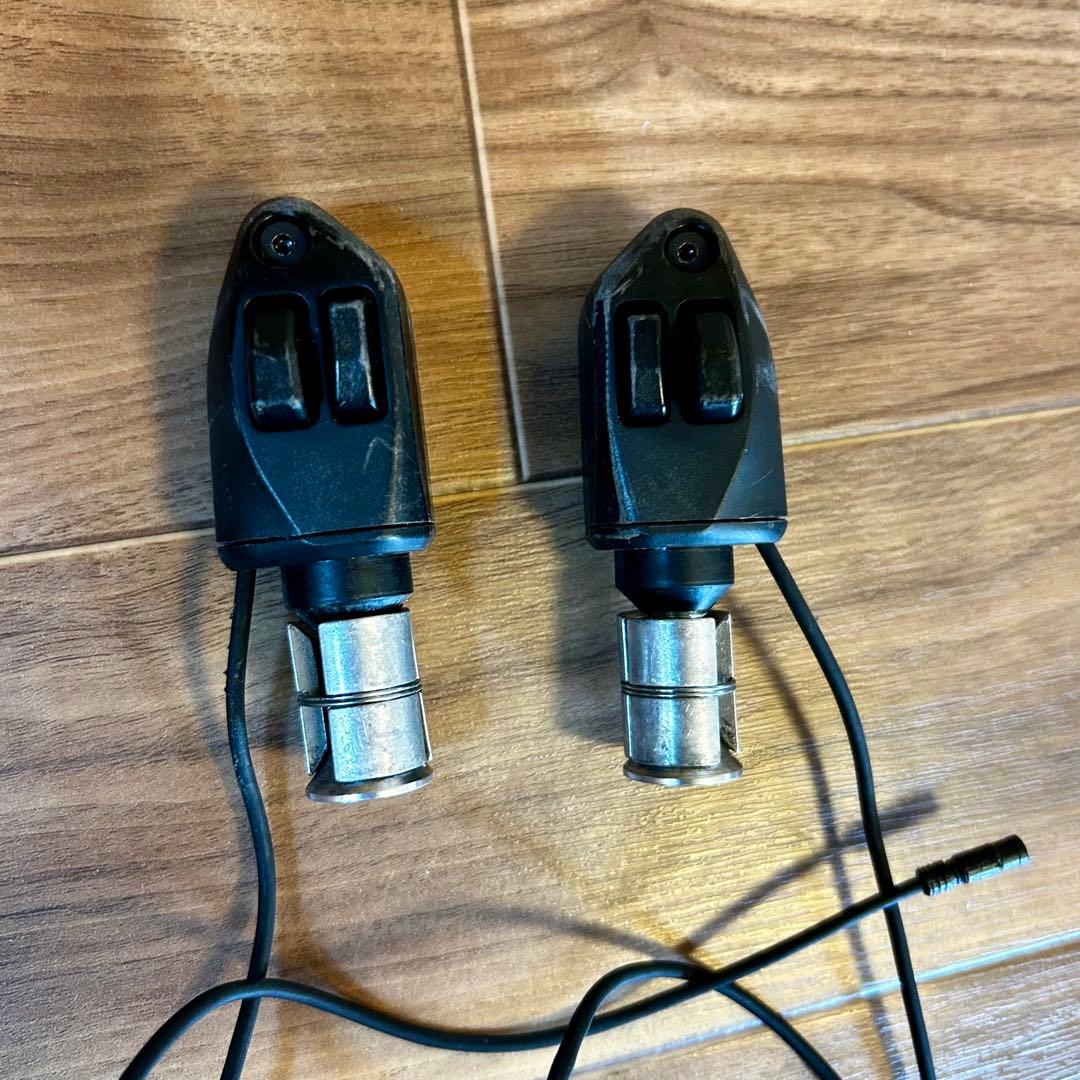 シマノ　Di2 SW-R671 シフトスイッチ 左右セット