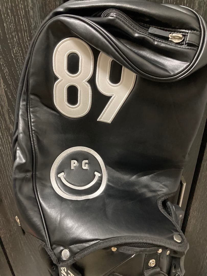 正規限定販売品ブラック、フード、スタンドにニコちゃんマーク有り