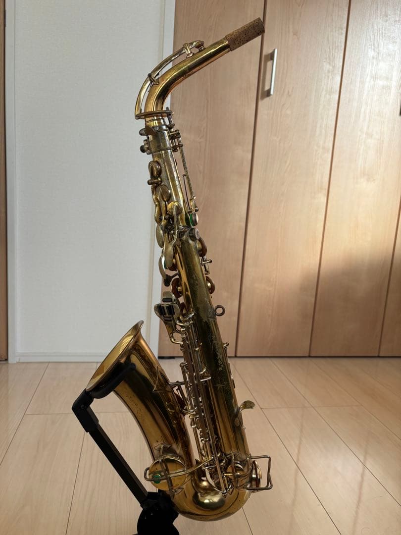 Buescher New Aristcrat アルトサックス