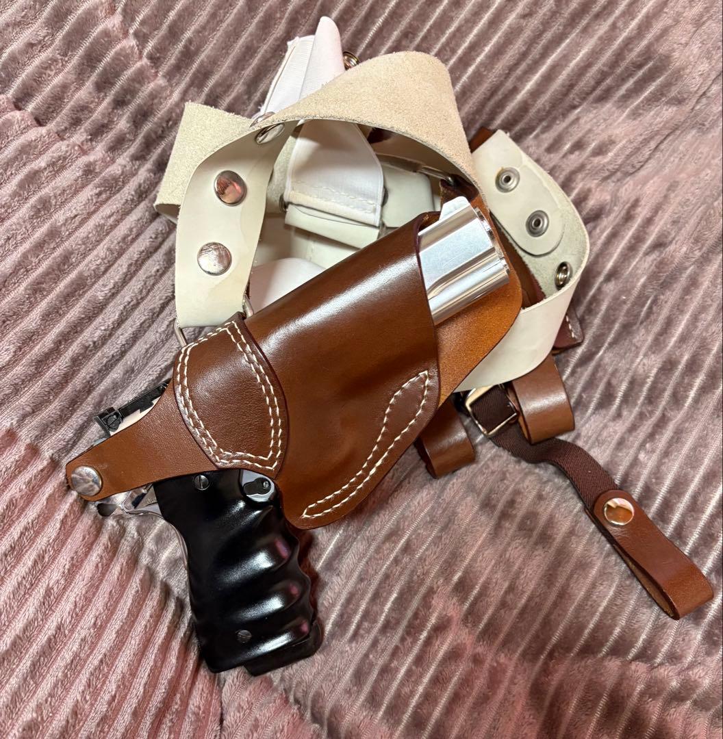 ベイシティ刑事マギーMAGGYリアルプロップレプリカモデルガンMGC・旭工房