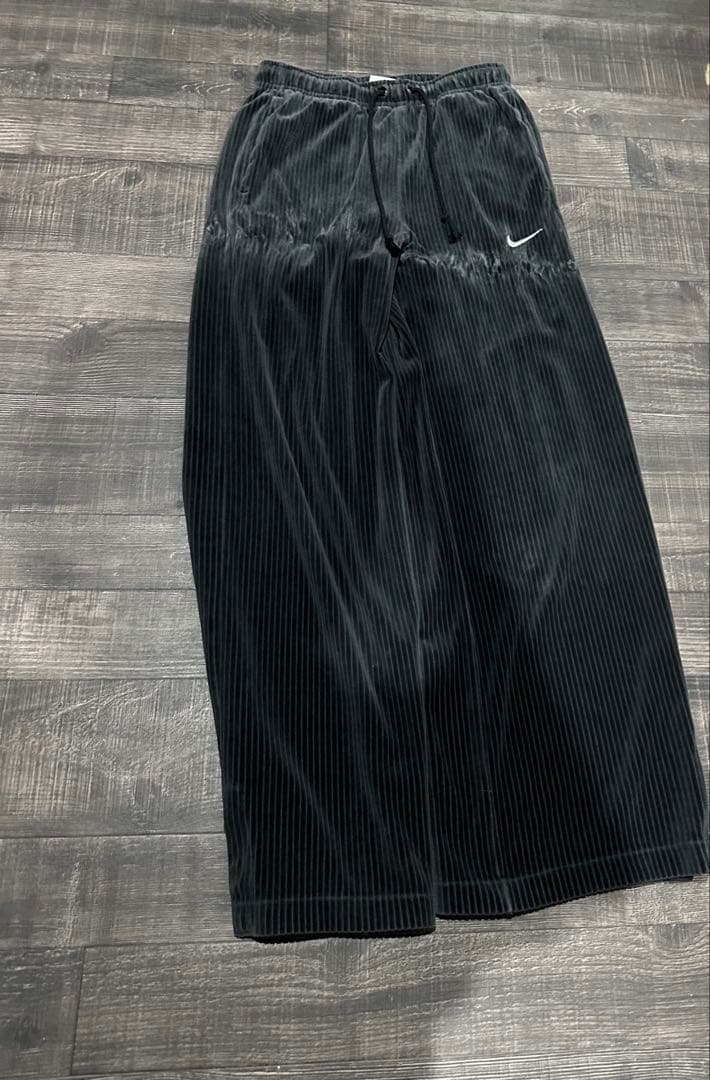 ナイキ ベロア セットアップ　　売り切りたいのでお値下げ希望金額コメント下さい