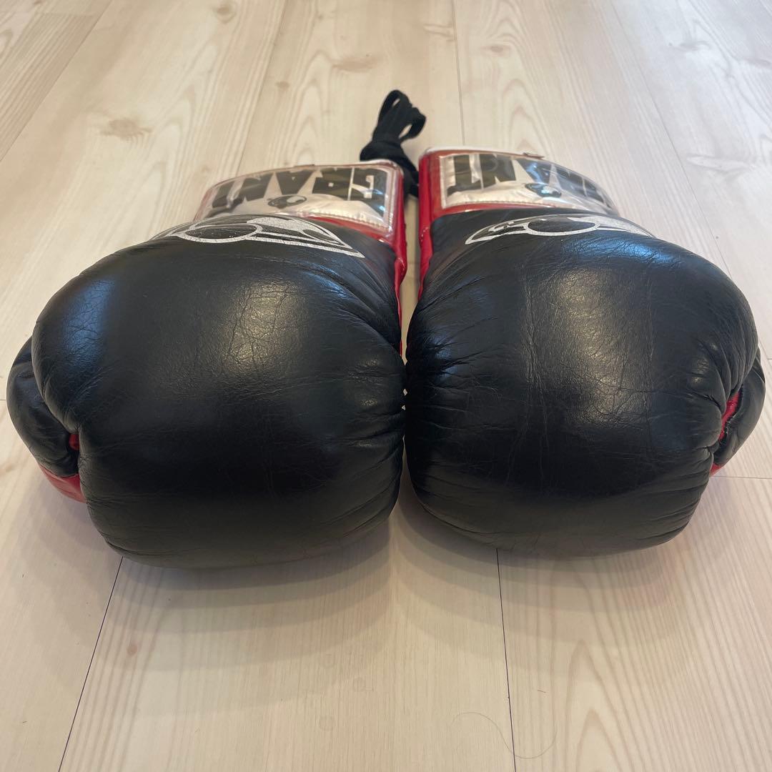 GRANT ボクシンググローブ 黒/赤 10oz