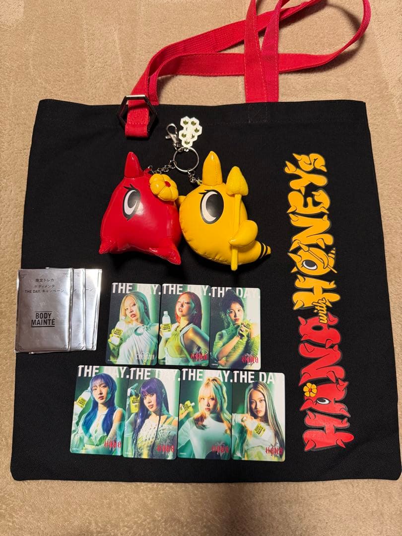HANA グッズ3点セット（トートバッグ、キーホルダー、ボディメンテトレカ）