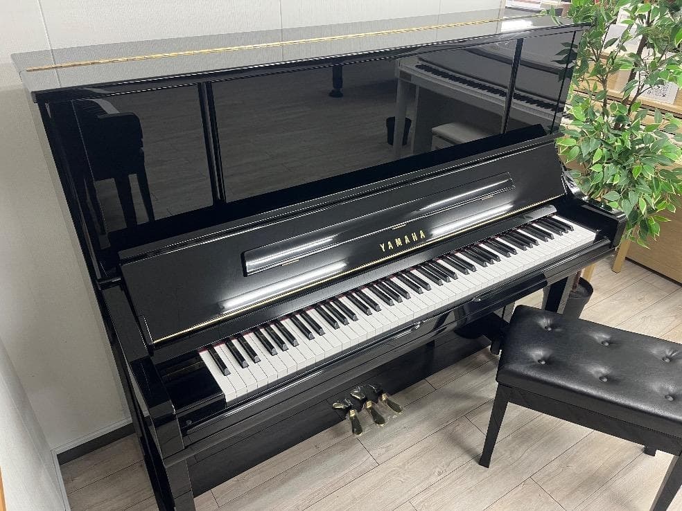 ★78265【アップライトピアノ】YAMAHA　YU30　ソフトランディング搭載