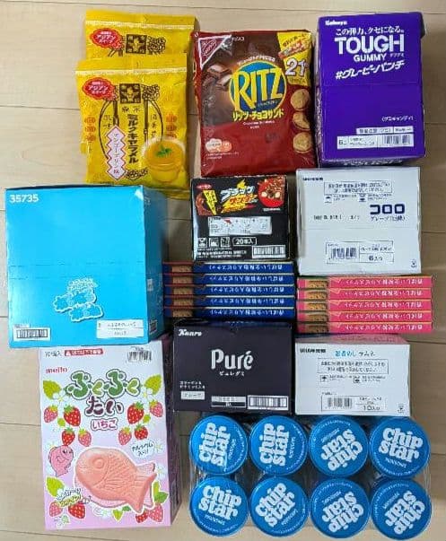 お菓子　まとめ売り　チップスター アルフォート コロロ タフグミ ピュレグミ