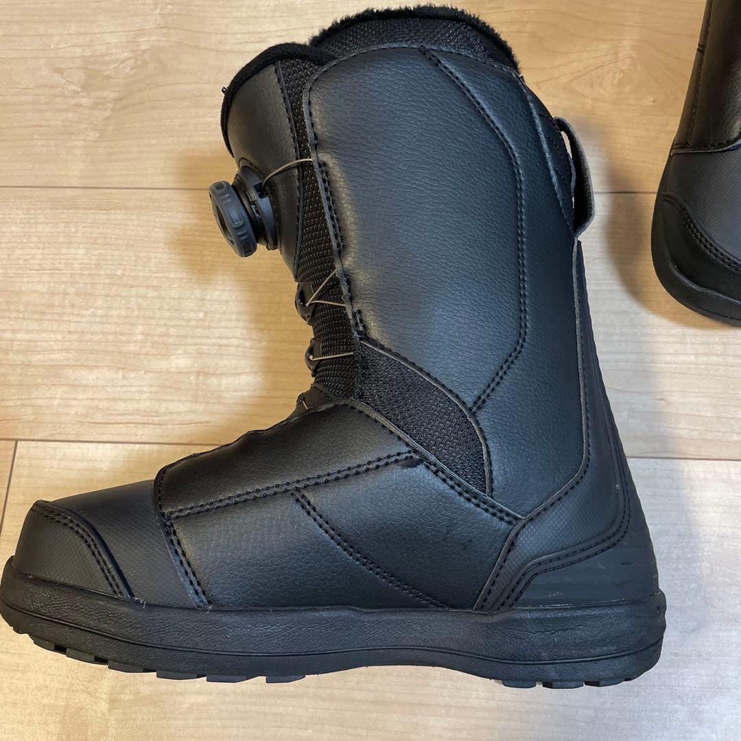 スノボブーツ　使用回数3回 23cm