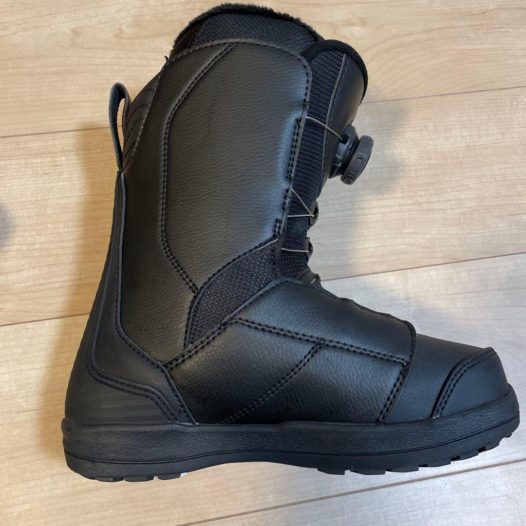 スノボブーツ　使用回数3回 23cm