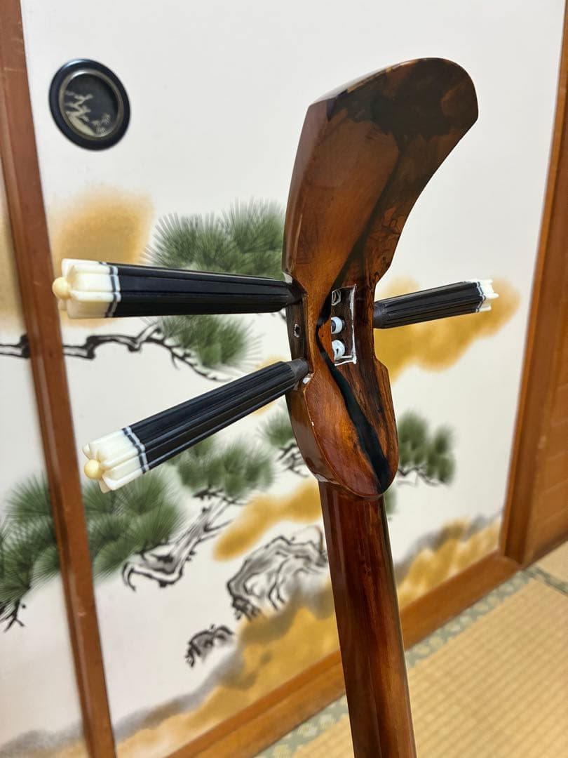 沖縄三線　エーマクルチ　本蛇皮一枚張り！