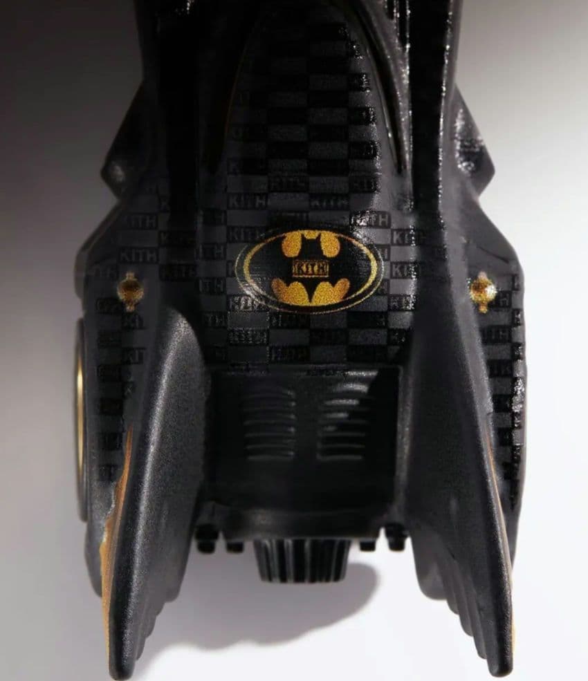 BATMAN　KITH 85周年　アニバーサリーコレクション　正規品