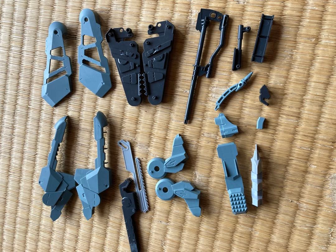 訳あり　1/100 バルバトス　第6形態　ハイレゾリューションモデル　ガンプラ