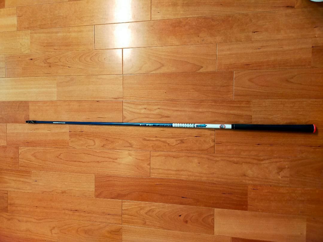 美品ツアーAD TOURAD GRAPHITEテーラーメイドドライバーシャフト