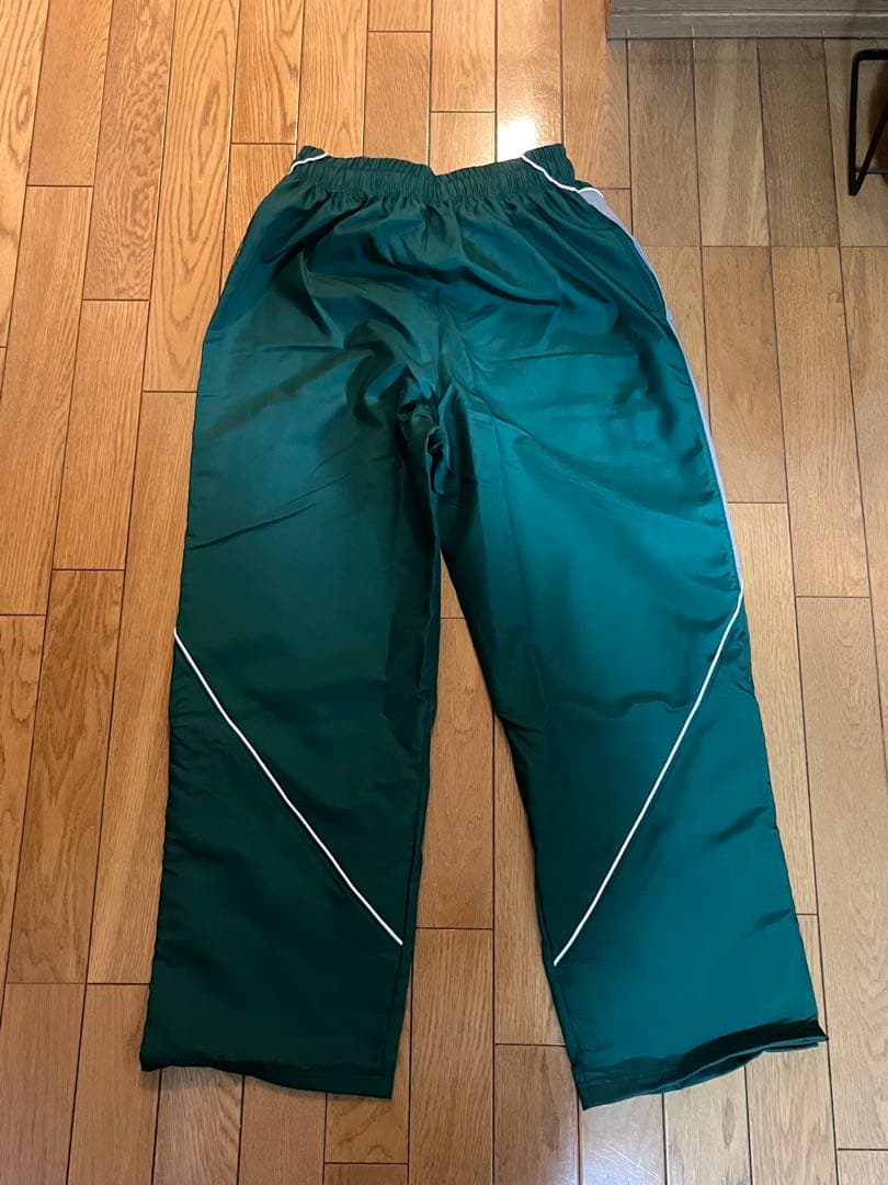 ウィンドブレーカー上下セットM