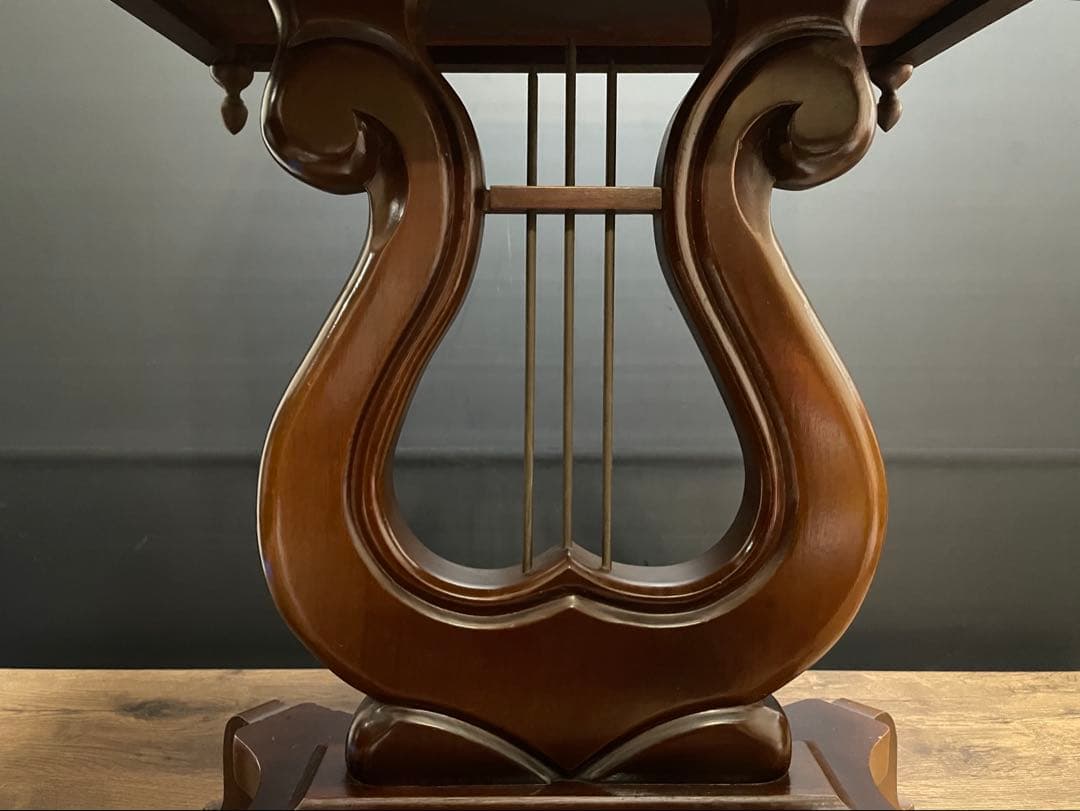 イタリア製　大理石　ハープ　サイドテーブル