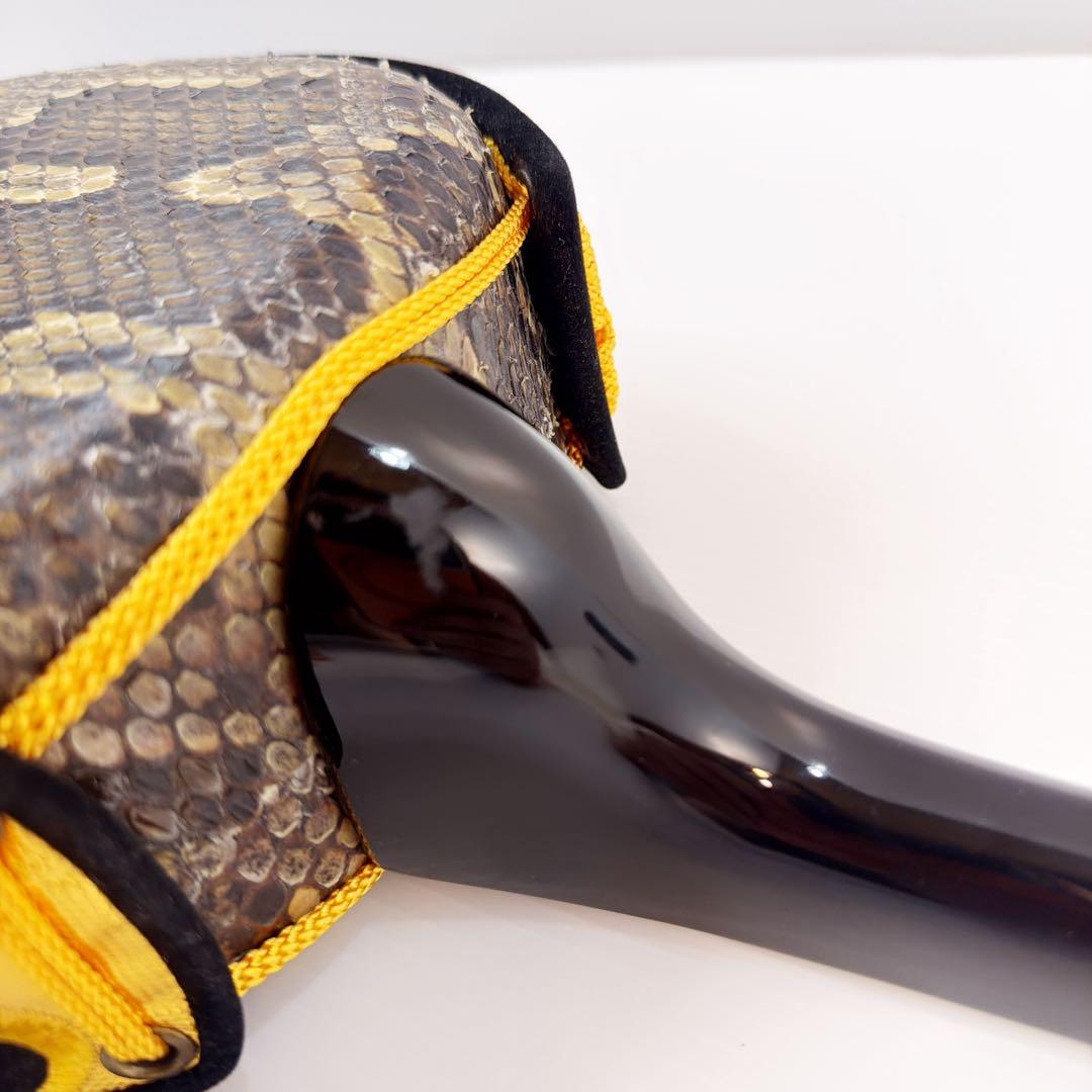 【かずさん専用】沖縄三線 本蛇皮 強化張 真壁型 爪付 ハードケース付 ウマ