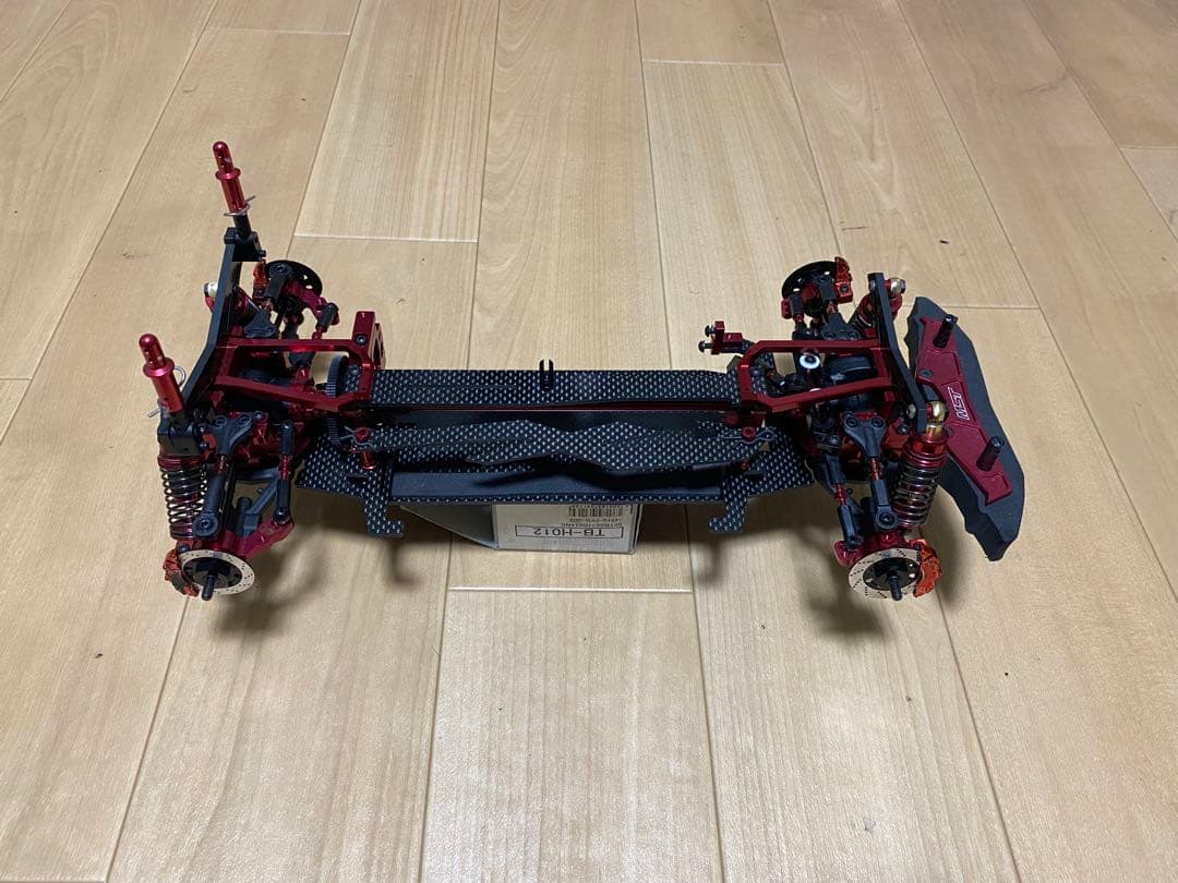 MST XXX-D 競技専用 VIP 4WD シャーシ 1/10