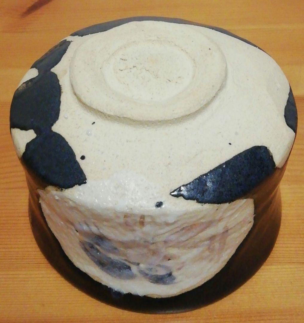 丘みつ子作　黒織部　鳥図　茶碗　共箱　共布　略歴付　茶道具