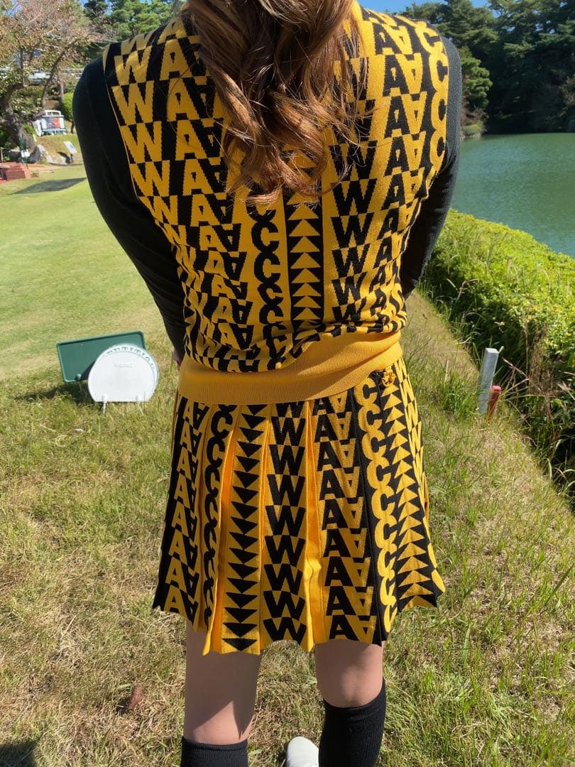 WAAC ワック　韓国　完売　ゴルフウェア　レディース　セットアップ