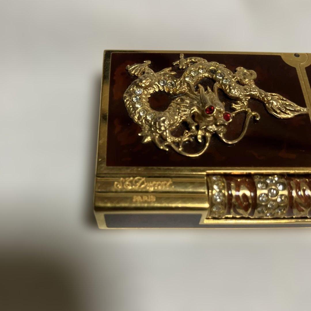 ドラゴン装飾のデュポンライター