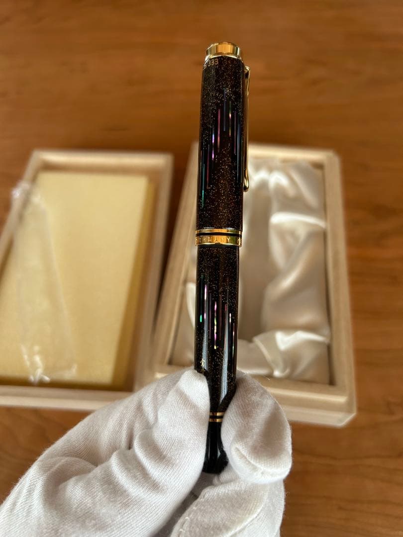 Pelikan ペリカン 万年筆 リミテッドエディション M1000 螺鈿 彩星