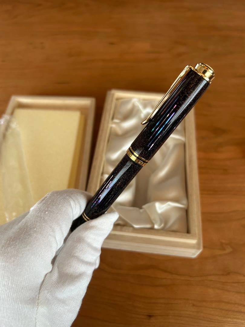 Pelikan ペリカン 万年筆 リミテッドエディション M1000 螺鈿 彩星