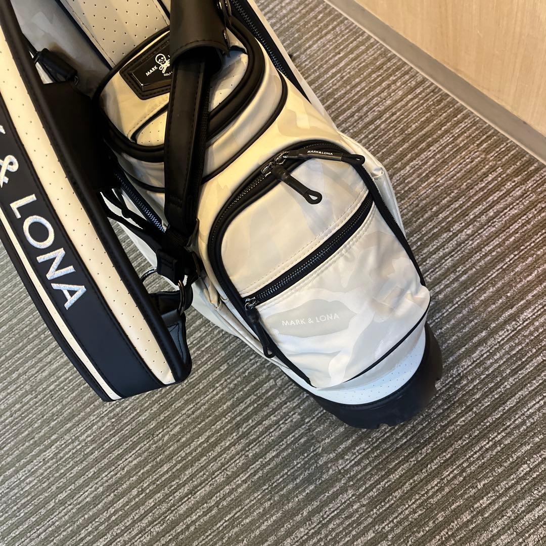 マークアンドロナ　キャディーバッグ　ほぼ未使用