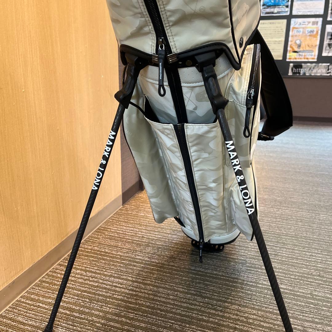 マークアンドロナ　キャディーバッグ　ほぼ未使用