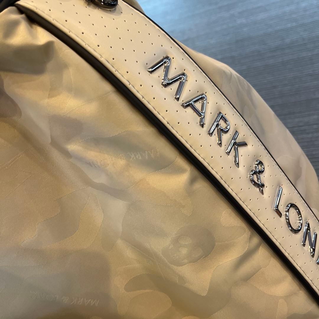 マークアンドロナ　キャディーバッグ　ほぼ未使用