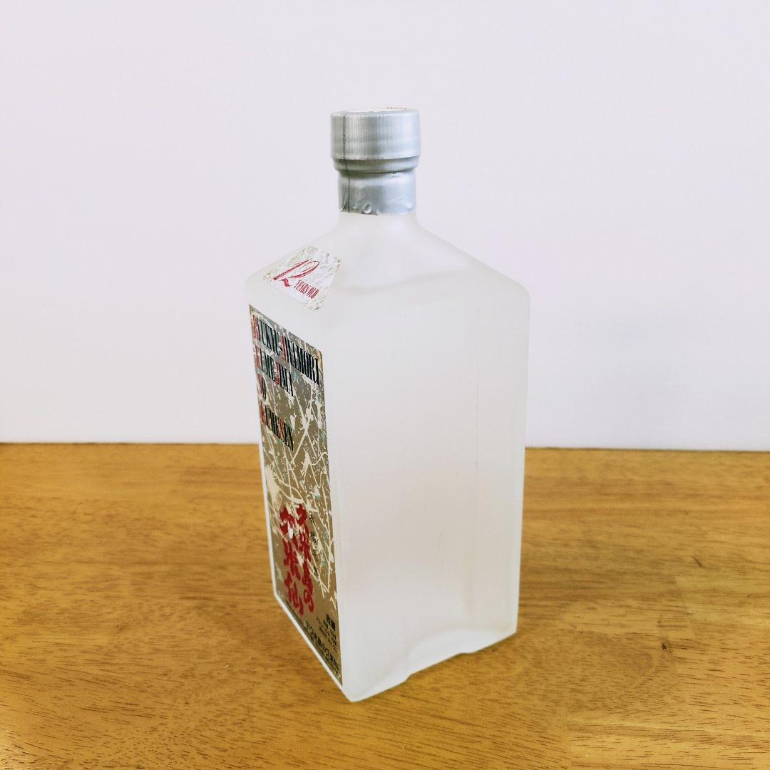 本場泡盛 久米島の久米仙 ホワイト12年 【 42年以上古酒】