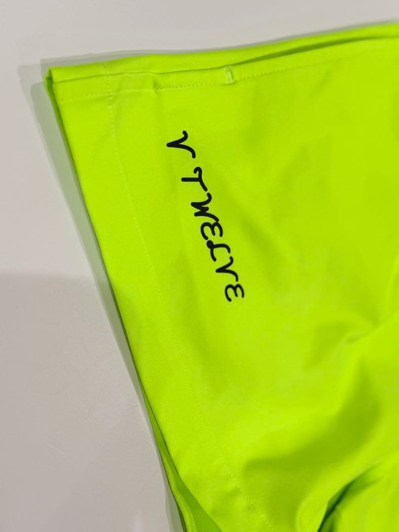 【新品】V12 ゴルフ　レディース　ショートパンツ　イエロー　S