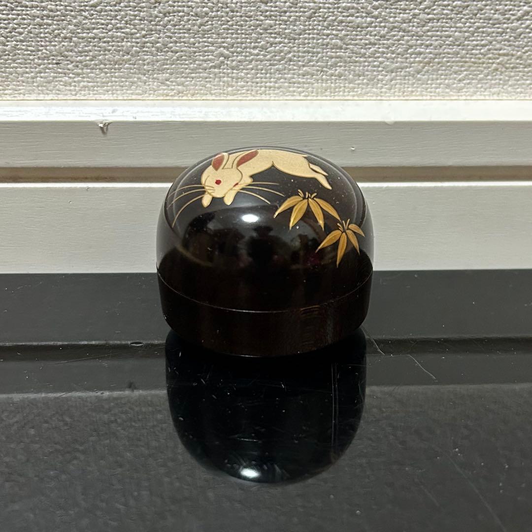 跳兎蒔絵面取丸香合　茶道具懐石鵬雲斎坐忘斎淡々斎即中斎而妙斎棗水指茶杓水屋茶碗釜