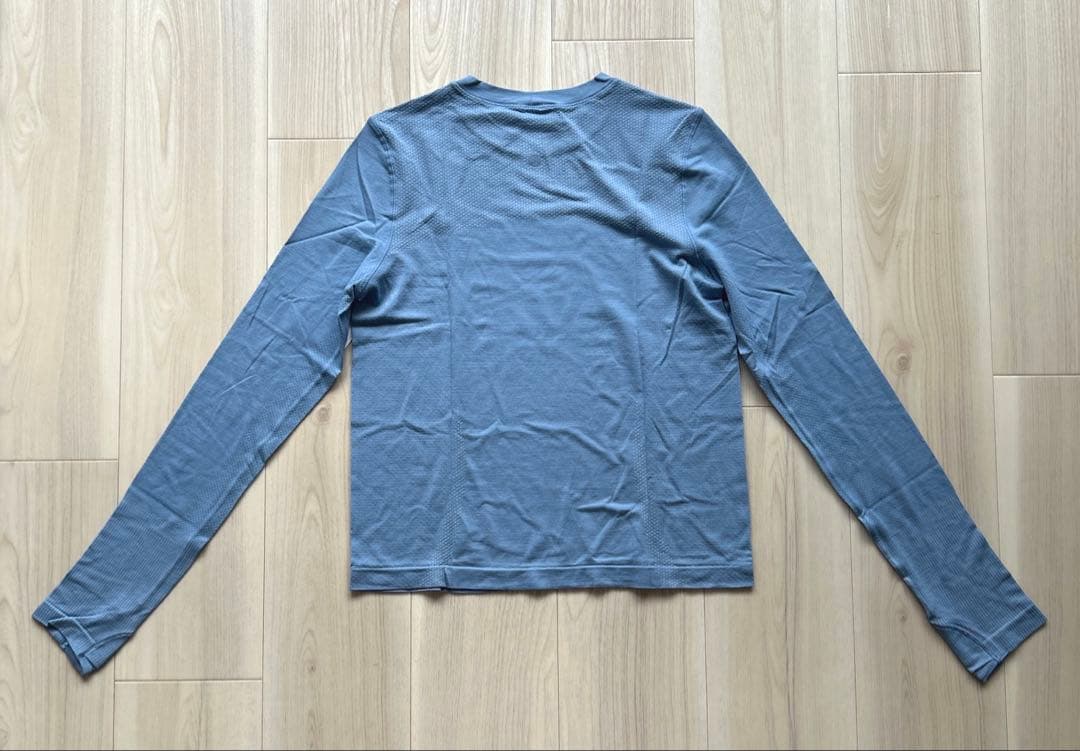 新品★ルルレモン swiftly wool long sleeve M ブルー系