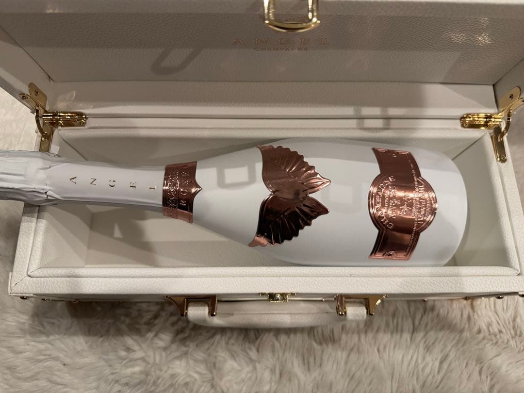 エンジェルホワイト