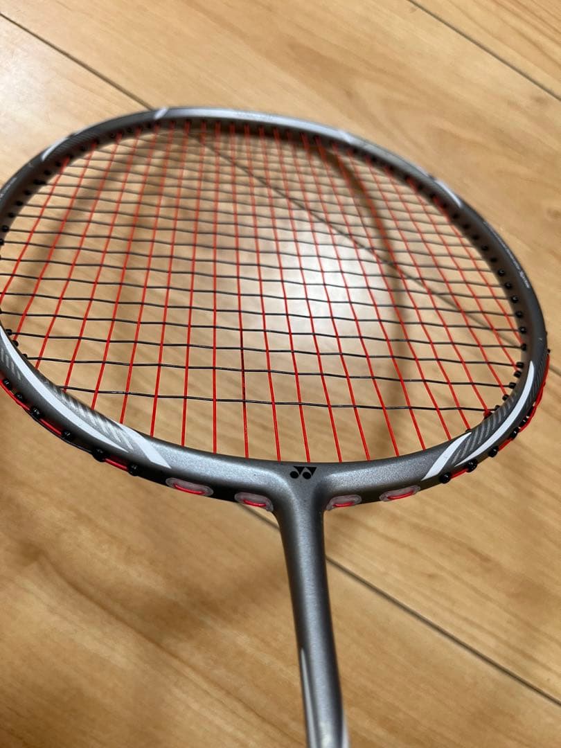 美品ラケット　YONEX ASTROX NEXTAGE