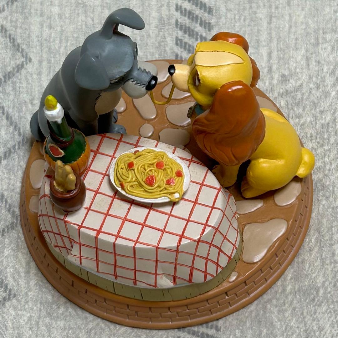 Disney　わんわん物語　レディ＆トランプ　フィギュア