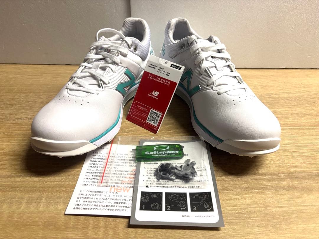 未使用 24cm 2E ニューバランスゴルフシューズ UG2500MN