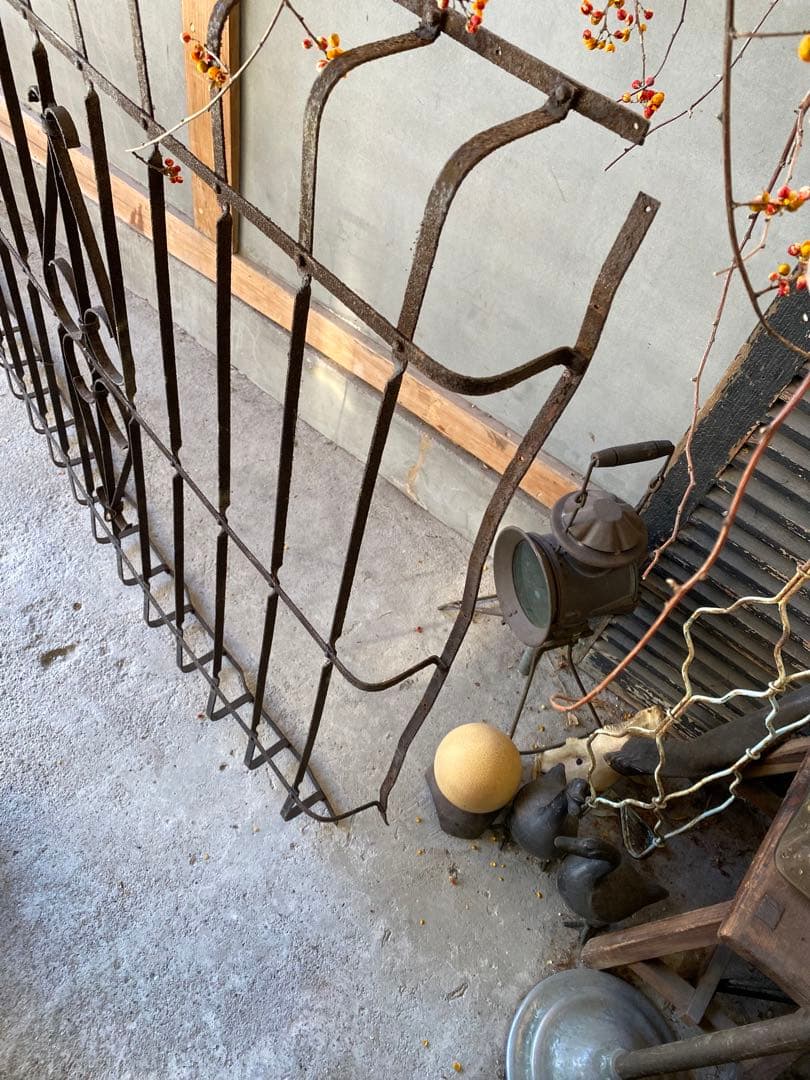 ビンテージ  アイアンフェンス  ※送料込みに変更します