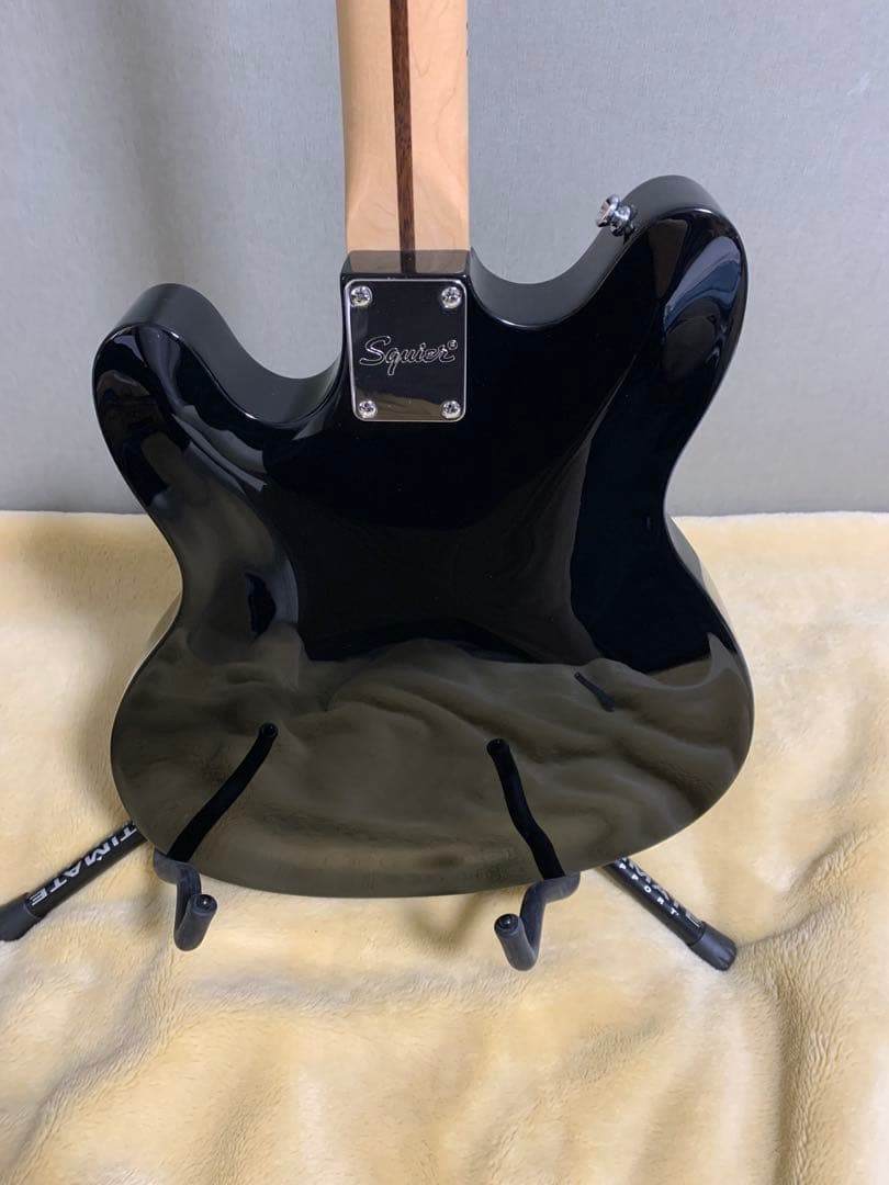 Squier by Fender Starcaster セミアコ
