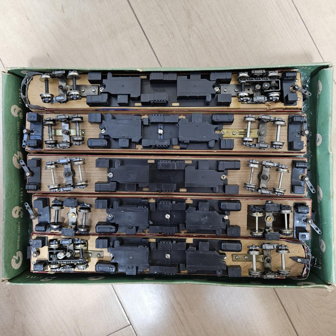 HOゲージ 小高模型 ペーパー製　キハ82系 ５両編成 完成品　ジャンク車両