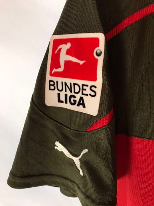 正規品PUMA VfBシュトゥットガルト「31」岡崎慎司 半袖 M ユニフォーム