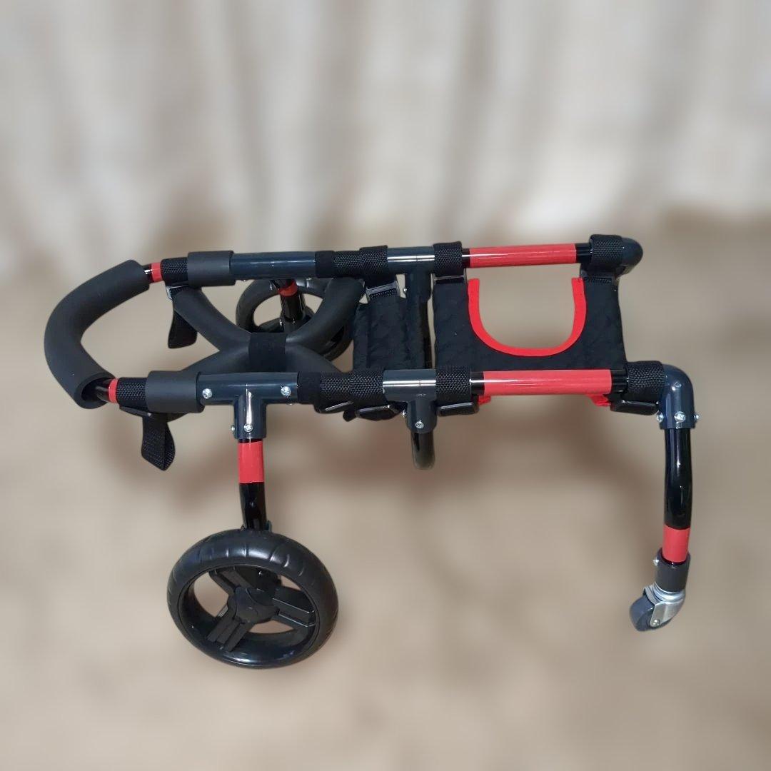 ワンちゃん4輪　リハビリ　食事補助　犬用車椅子　介護補助　犬の歩行器