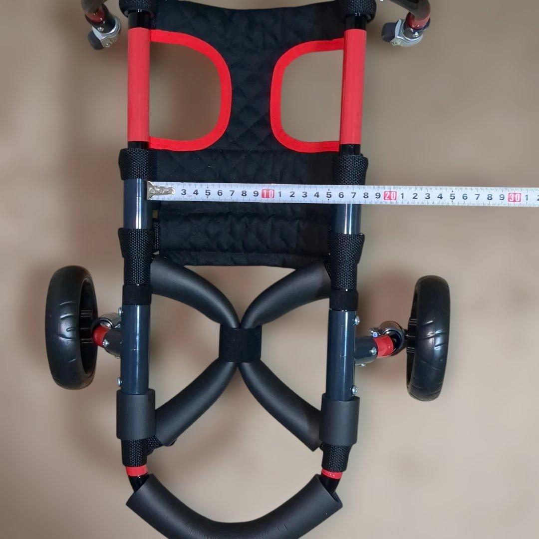 ワンちゃん4輪　リハビリ　食事補助　犬用車椅子　介護補助　犬の歩行器