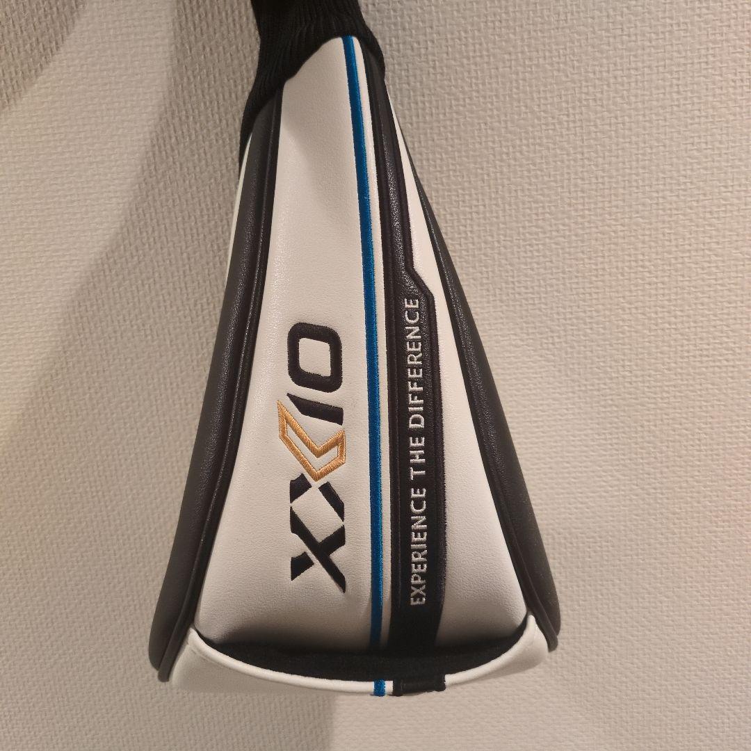 ゼクシオ11ドライバー:10.5度:Sシャフト:純正グリップ:ヘッドカバー付