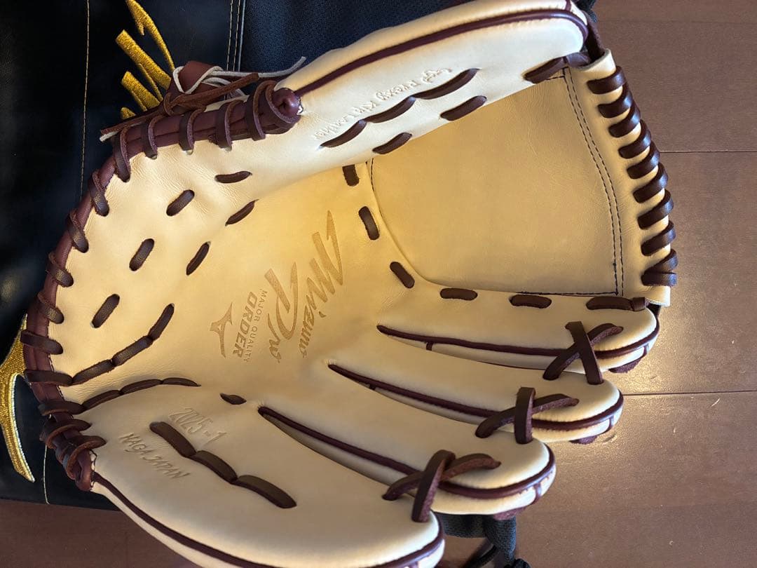 【SALE】ミズノプロオーダー　硬式グローブ　前田健太　定価76000円