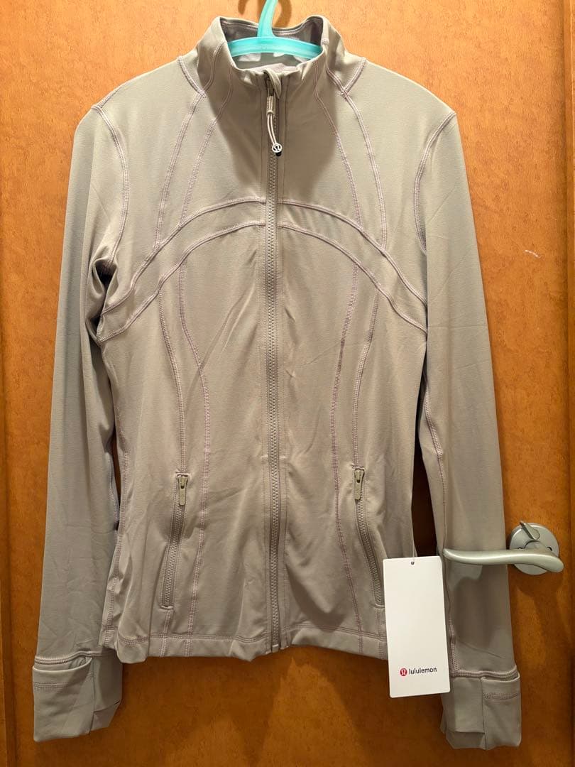 ルルレモン　Define ジャケット *Nulu