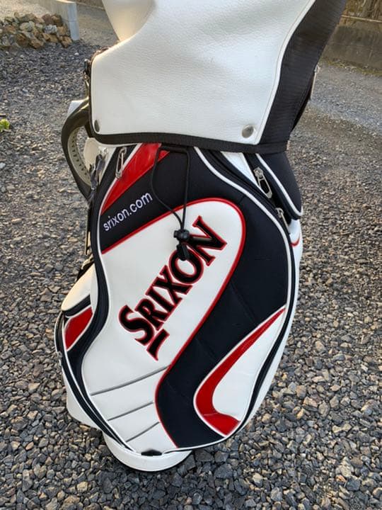 スリクソン　キャディバッグ