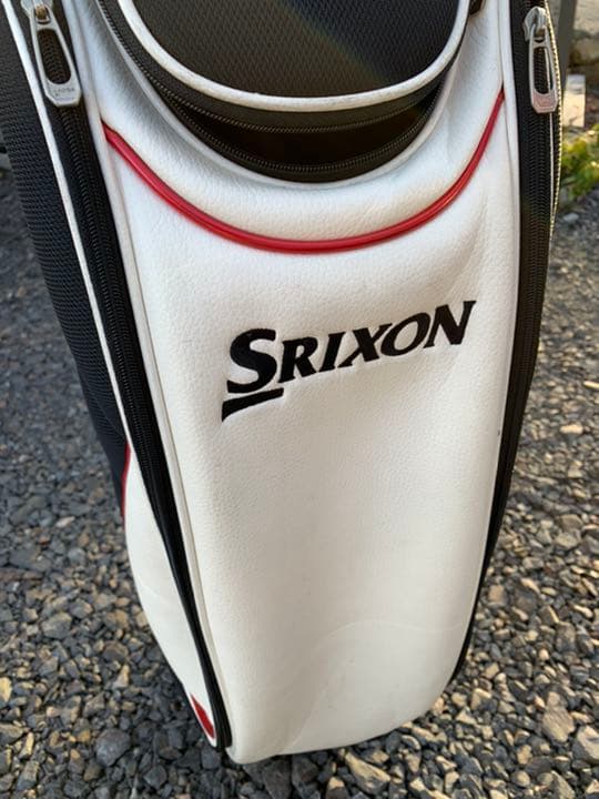 スリクソン　キャディバッグ
