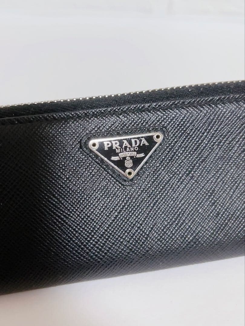 プラダ　PRADA ペンケース　黒　ブラック　三角ロゴ