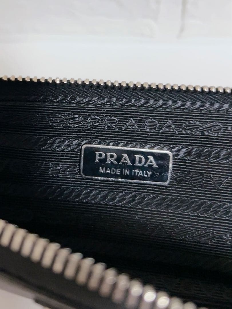 プラダ　PRADA ペンケース　黒　ブラック　三角ロゴ