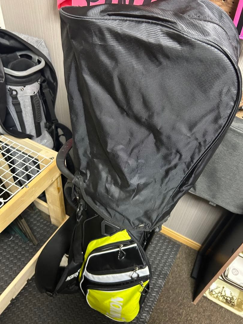 スリクソン　スタンド式キャディバック　10型　14分割